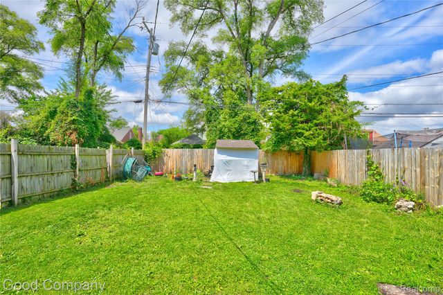 18669 Coyle Street, Detroit, MI 48235