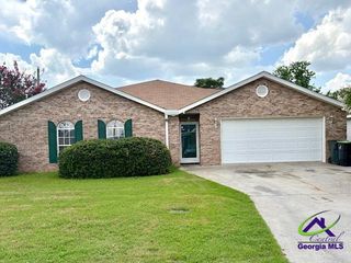 101 Emerald Court, Warner Robins, GA 31093
