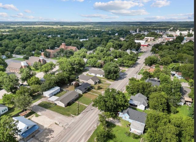 1003 W 5th Street, Clifton, TX 76634