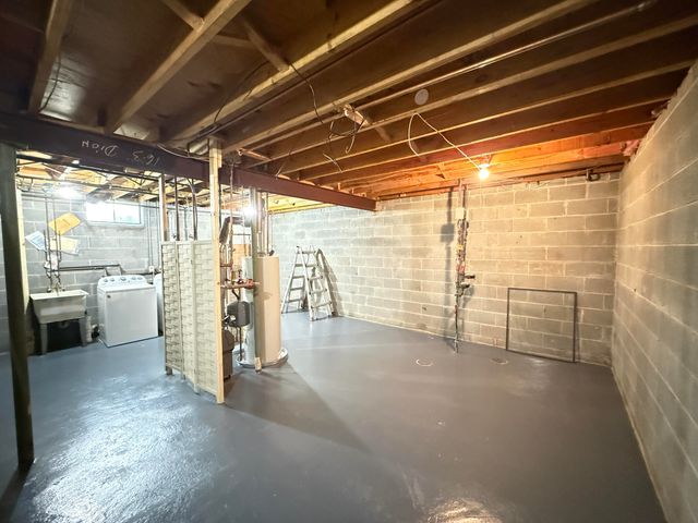 1707 Dexter Avenue, Ann Arbor, MI 48103