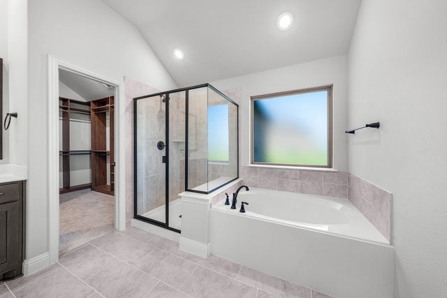 8355 Forest Glade, Greenville, TX 75402