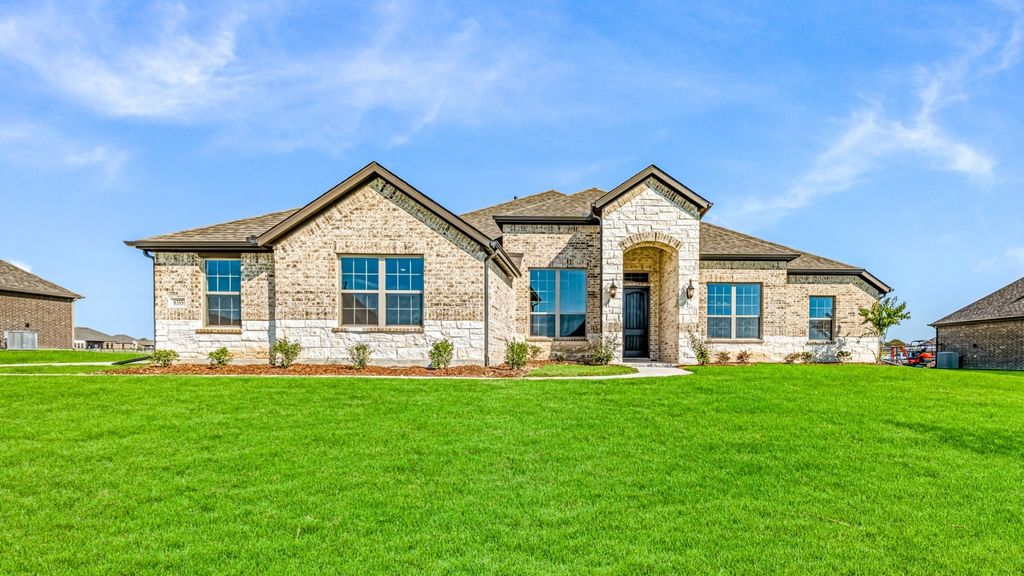 8355 Forest Glade, Greenville, TX 75402