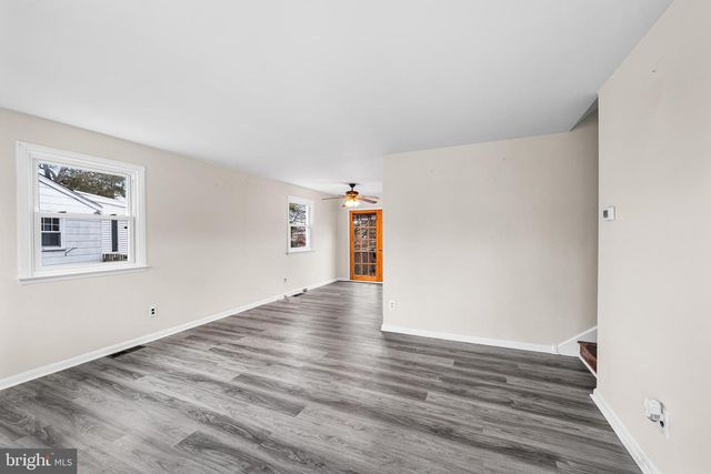 1108 PROVIDENCE RD, Secane, PA 19018