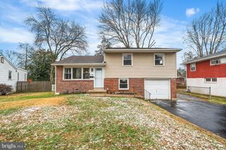 1108 PROVIDENCE RD, Secane, PA 19018