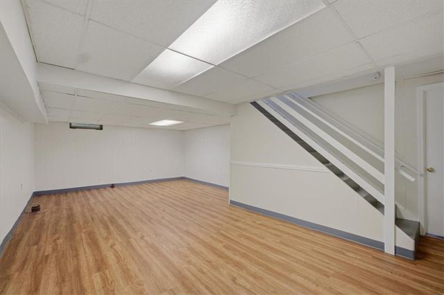 9470 Hillside Drive, Roswell, GA 30076
