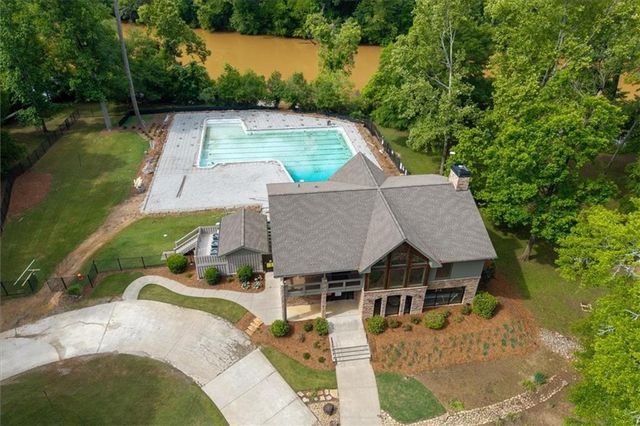 9470 Hillside Drive, Roswell, GA 30076
