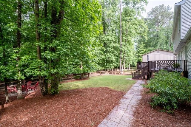 9470 Hillside Drive, Roswell, GA 30076