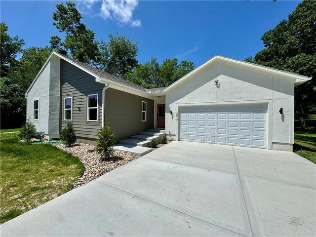 3012 N 63rd Street, Kansas City, KS 66104
