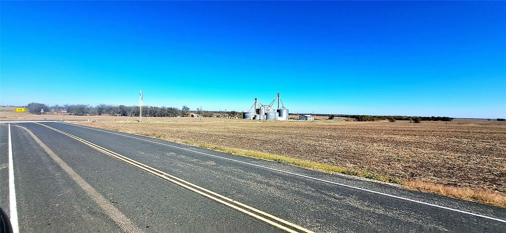 972 FM Highway, Granger, TX 76530