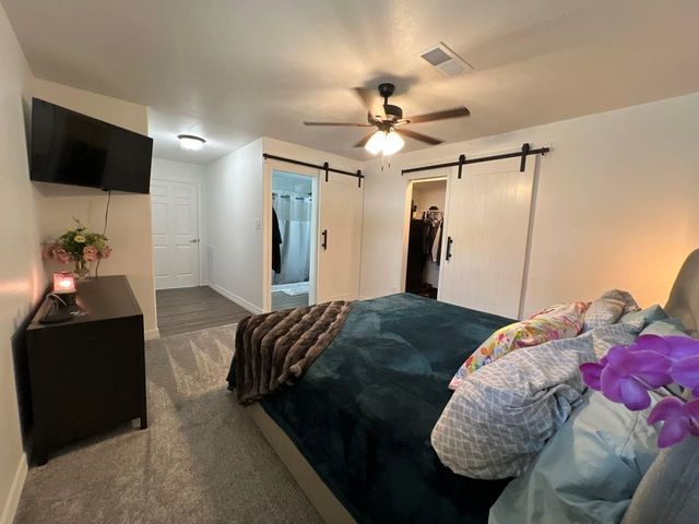 103 W Barrow Street, Dayton, TX 77535