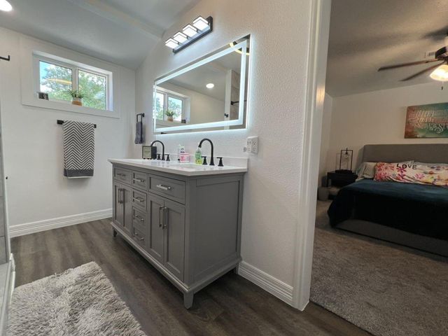 103 W Barrow Street, Dayton, TX 77535