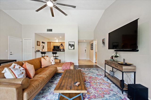 11863 Wimbledon Circle 538, Wellington, FL 33414