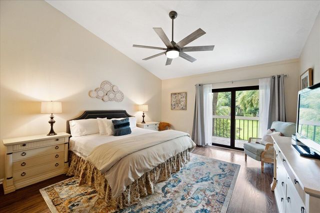 11863 Wimbledon Circle 538, Wellington, FL 33414