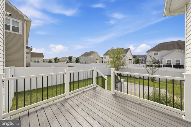 11163 SAINT CHRISTOPHER DR, White Plains, MD 20695