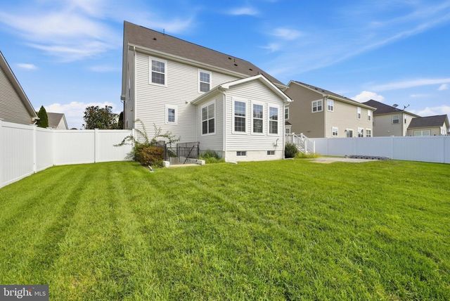 11163 SAINT CHRISTOPHER DR, White Plains, MD 20695
