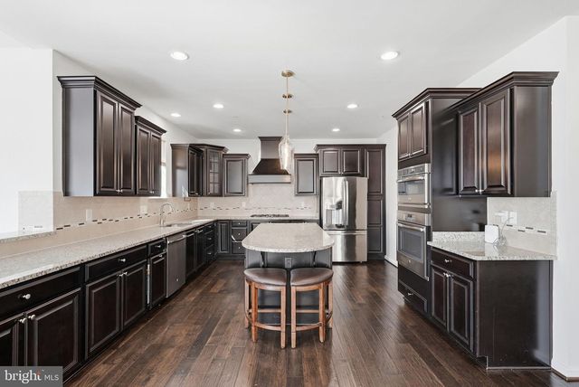 11163 SAINT CHRISTOPHER DR, White Plains, MD 20695