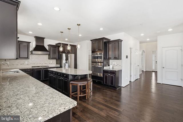 11163 SAINT CHRISTOPHER DR, White Plains, MD 20695