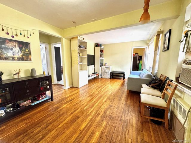 138-29 Jewel Ave 2D, Kew Garden Hills, NY 11367