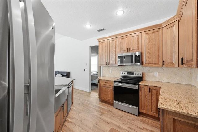 2214 LONGMORE CIRCLE, Valrico, FL 33596