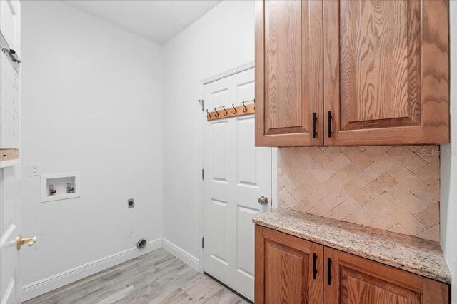 2214 LONGMORE CIRCLE, Valrico, FL 33596