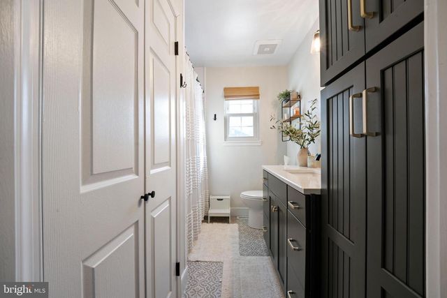 2317 DARTMOUTH LN, Crofton, MD 21114