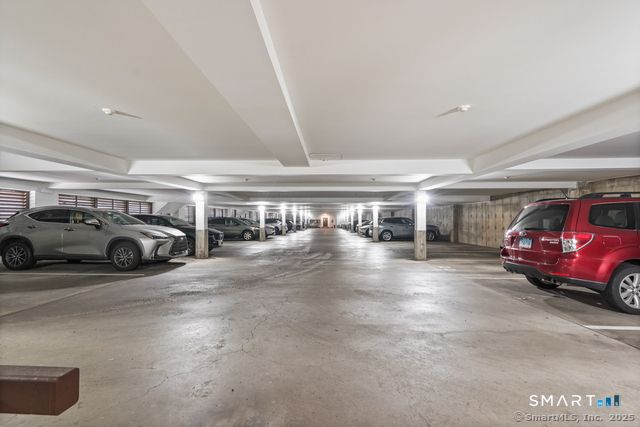 2435 Bedford Street 21HH, Stamford, CT 06905