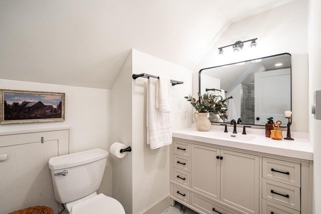 5813 S 112th STREET, Hales Corners, WI 53130