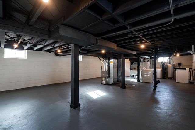 5813 S 112th STREET, Hales Corners, WI 53130