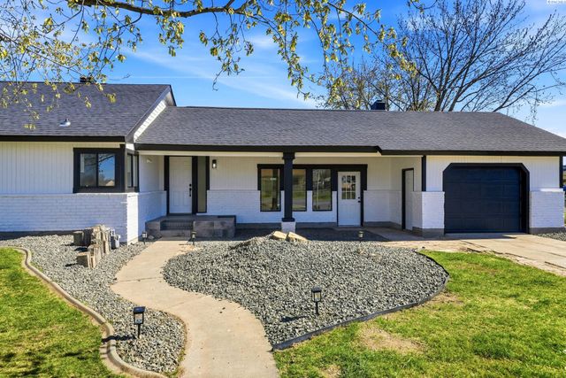 715 S Juniper St, Kennewick, WA 99336