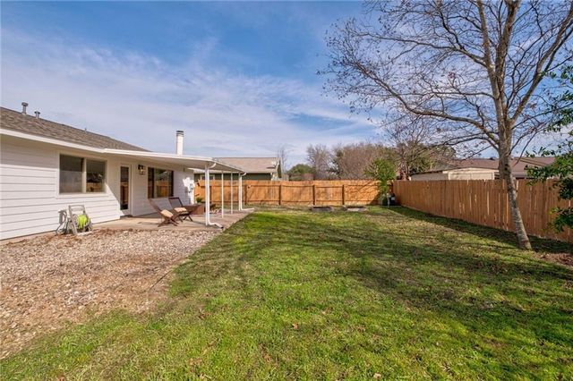 11007 Applewood DR, Austin, TX 78758