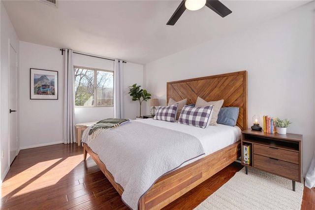 11007 Applewood DR, Austin, TX 78758
