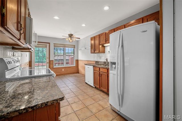5116 Kennerly Place Drive, St Louis, MO 63128