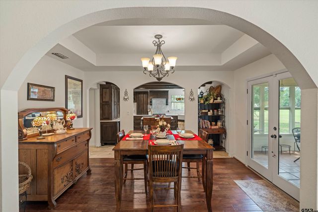 442 Greenbriar Trail, Holly Lake Ranch, TX 75765