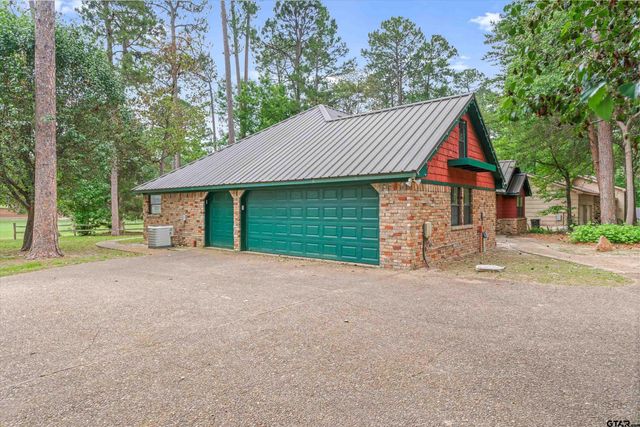 442 Greenbriar Trail, Holly Lake Ranch, TX 75765