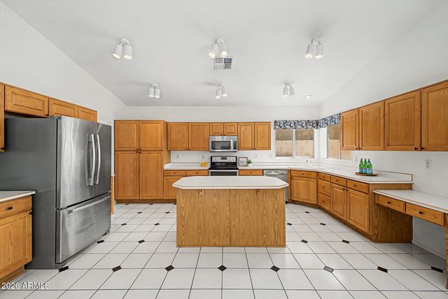 16840 S 36TH Place, Phoenix, AZ 85048