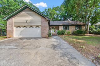 470 Lake Shore Drive, Sunset Beach, NC 28468
