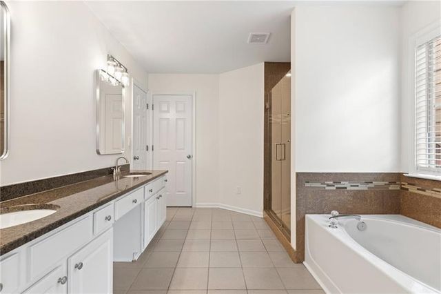 8210 Shakerag Trace, Suwanee, GA 30024