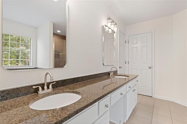 8210 Shakerag Trace, Suwanee, GA 30024
