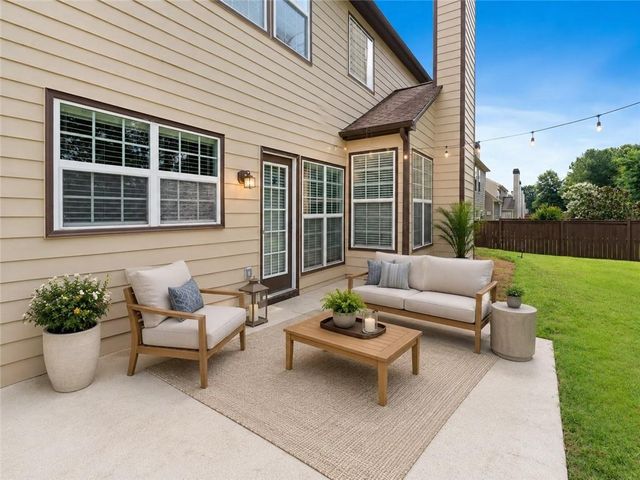 8210 Shakerag Trace, Suwanee, GA 30024