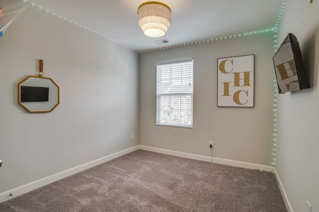 248 Mansfield Dr, Gallatin, TN 37066