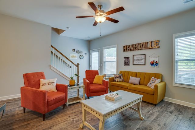 248 Mansfield Dr, Gallatin, TN 37066