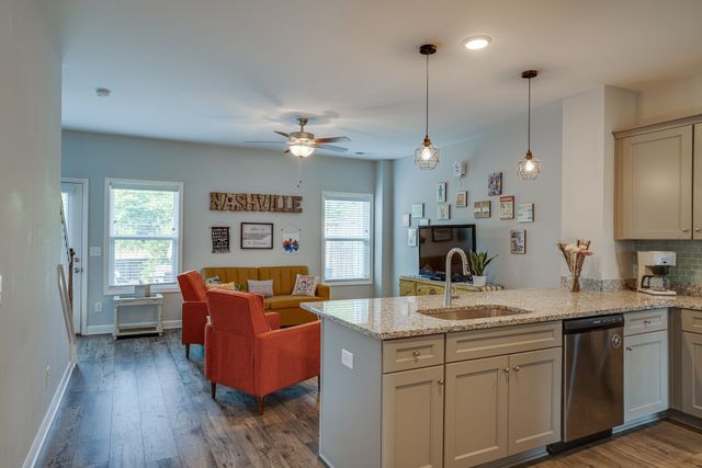 248 Mansfield Dr, Gallatin, TN 37066