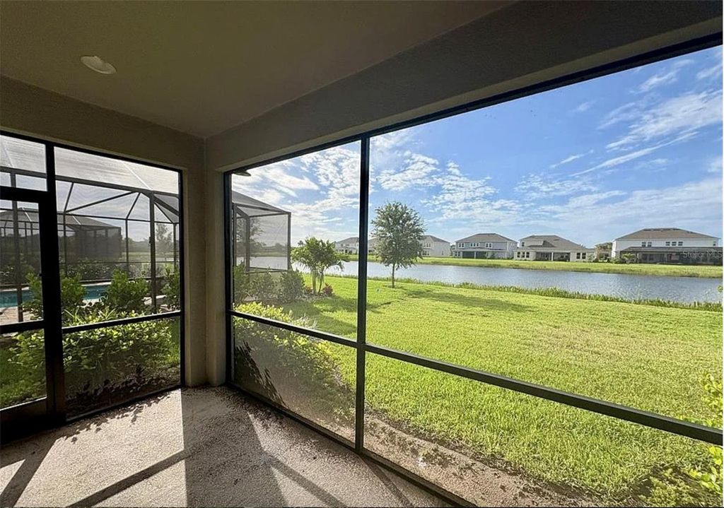 Image 15 of property listing at 16439 PAYNES MILL DRIVE, Bradenton, FL 34211