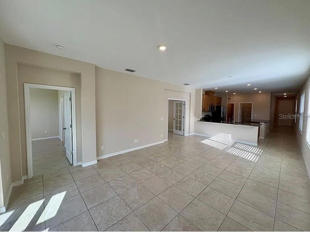 Image 17 of property listing at 16439 PAYNES MILL DRIVE, Bradenton, FL 34211