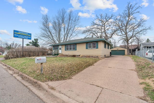 38804 8th Avenue, North Branch, MN 55056