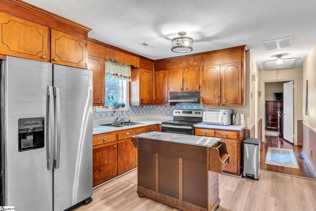 117 Alpha Drive, Greenville, SC 29605