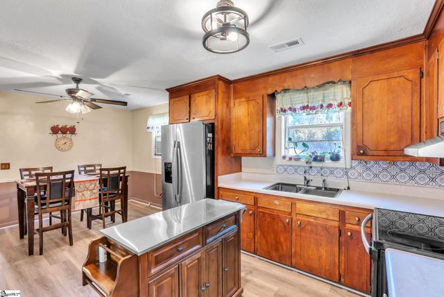 117 Alpha Drive, Greenville, SC 29605