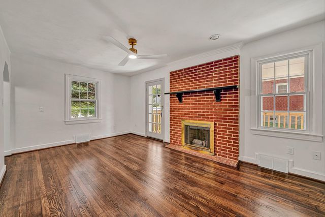 2610 Vancouver DR NW, Roanoke, VA 24012