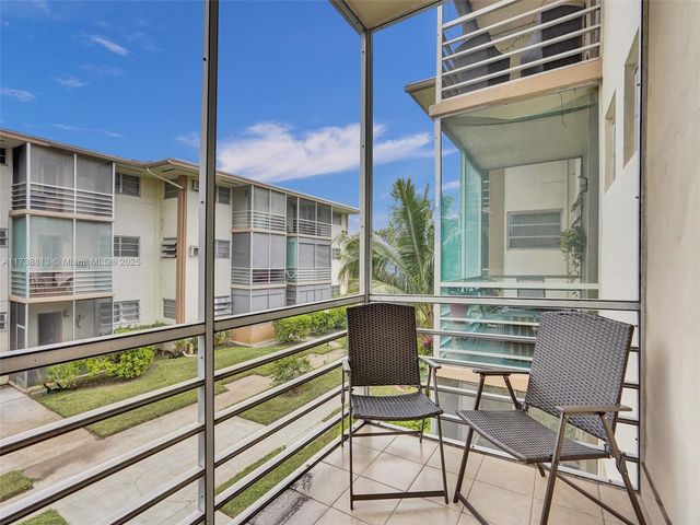 16701 NE 13th Ave 209, Miami, FL 33162