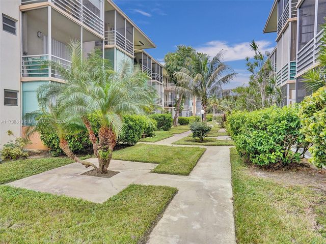 16701 NE 13th Ave 209, Miami, FL 33162